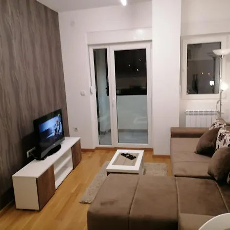 Apartment Ana *